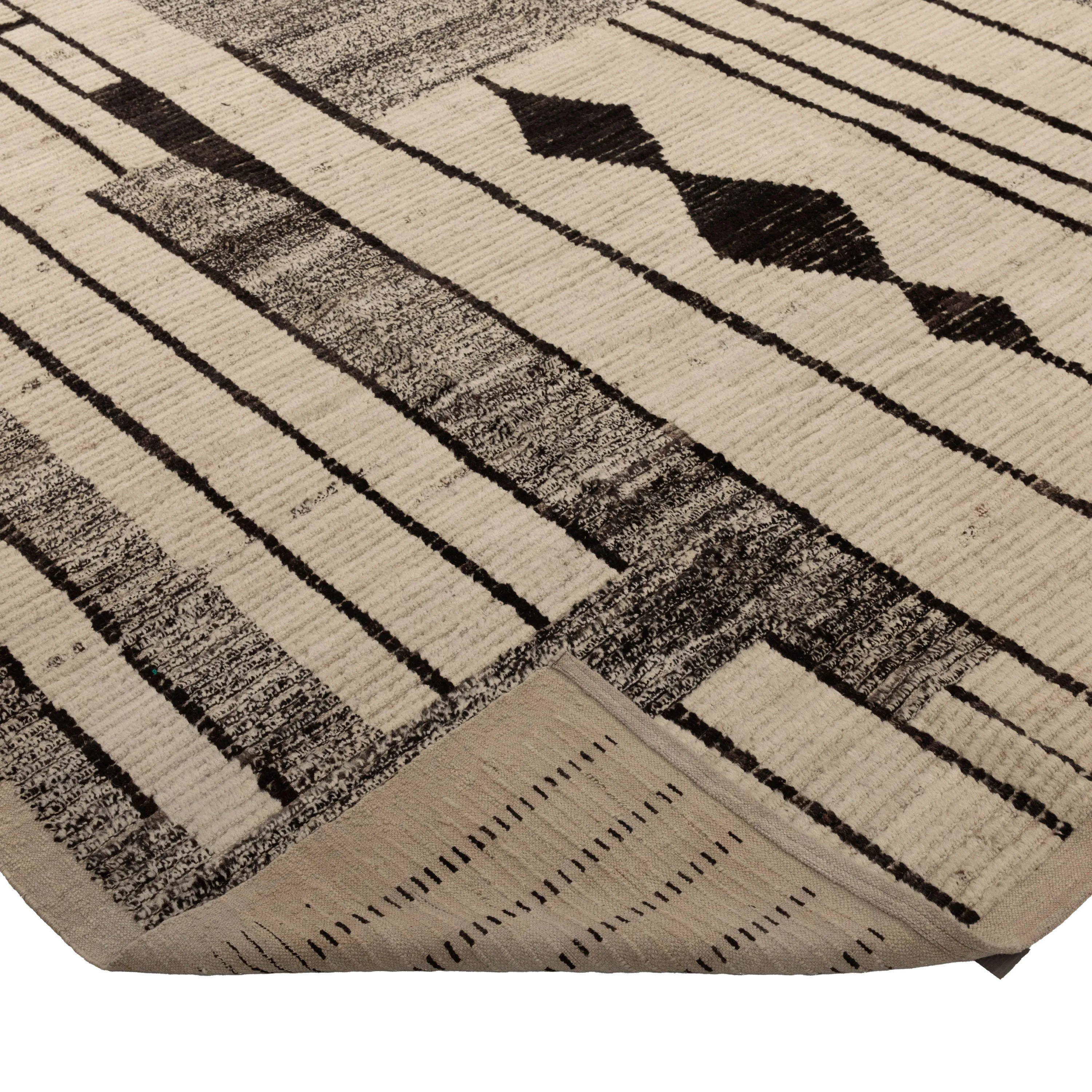 Black & Cream Zameen Modern Wool Rug - 10'8" x 13'10"