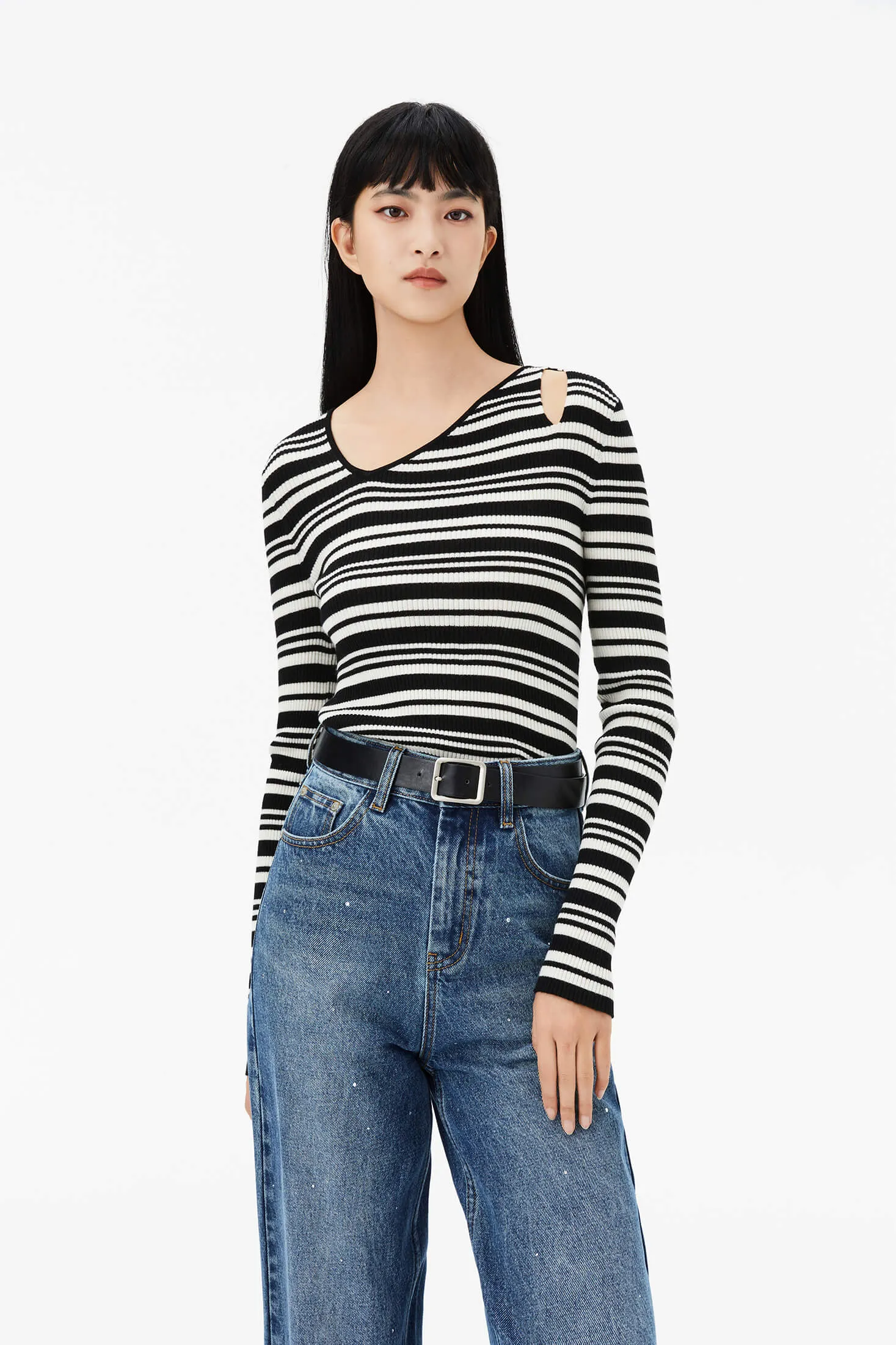 Full Wool Base Layer Sweater With Hollow Design