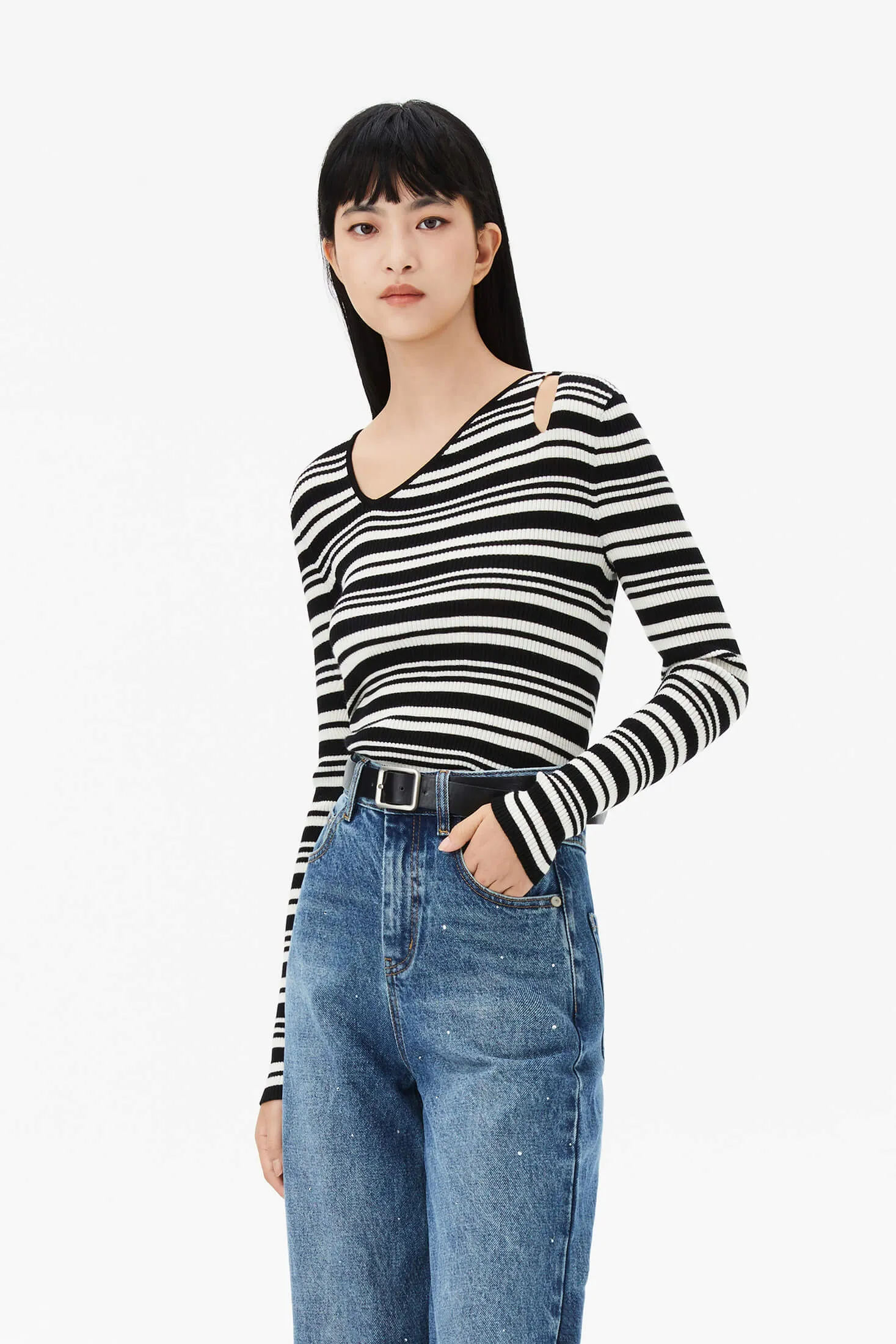 Full Wool Base Layer Sweater With Hollow Design