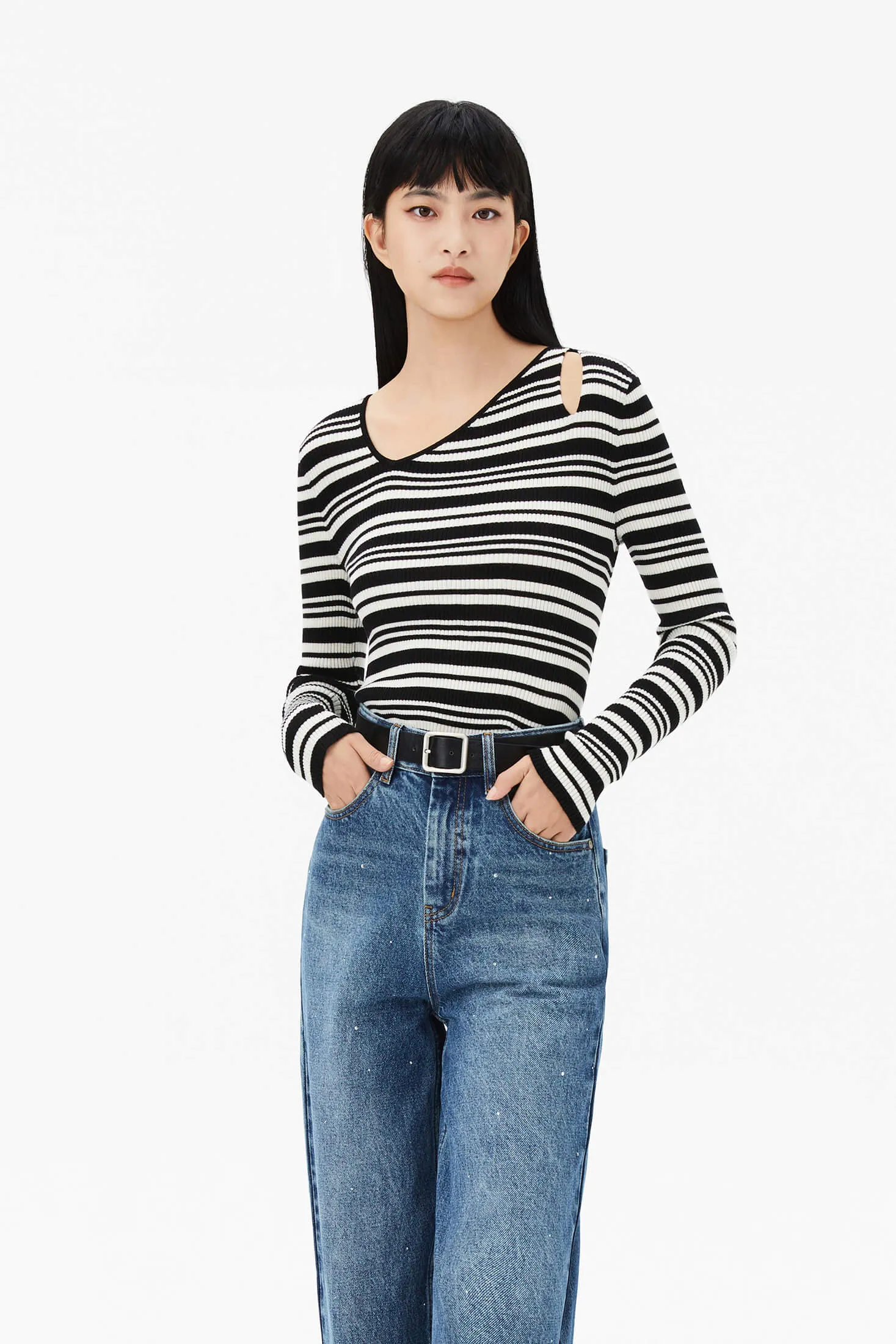 Full Wool Base Layer Sweater With Hollow Design