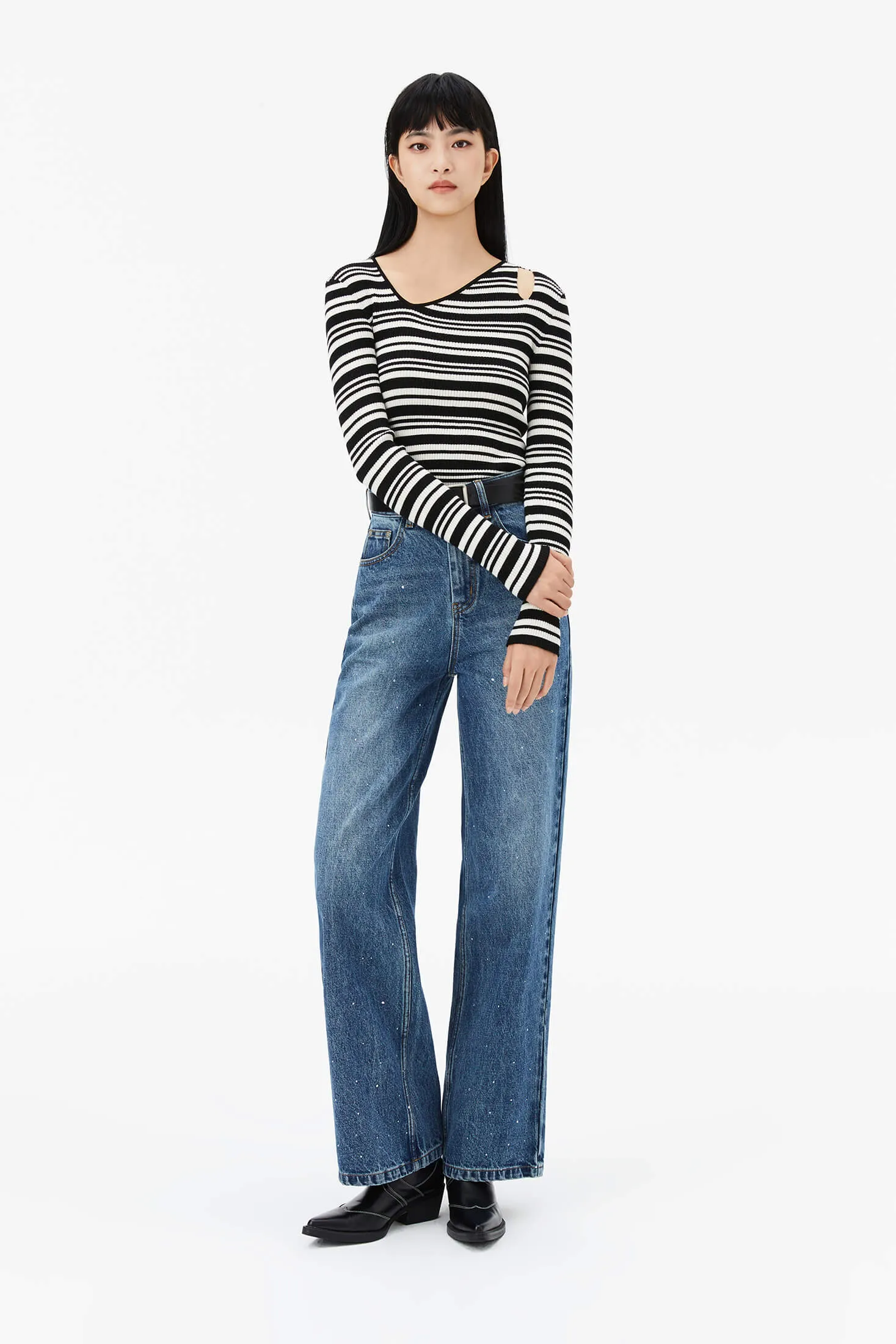 Full Wool Base Layer Sweater With Hollow Design