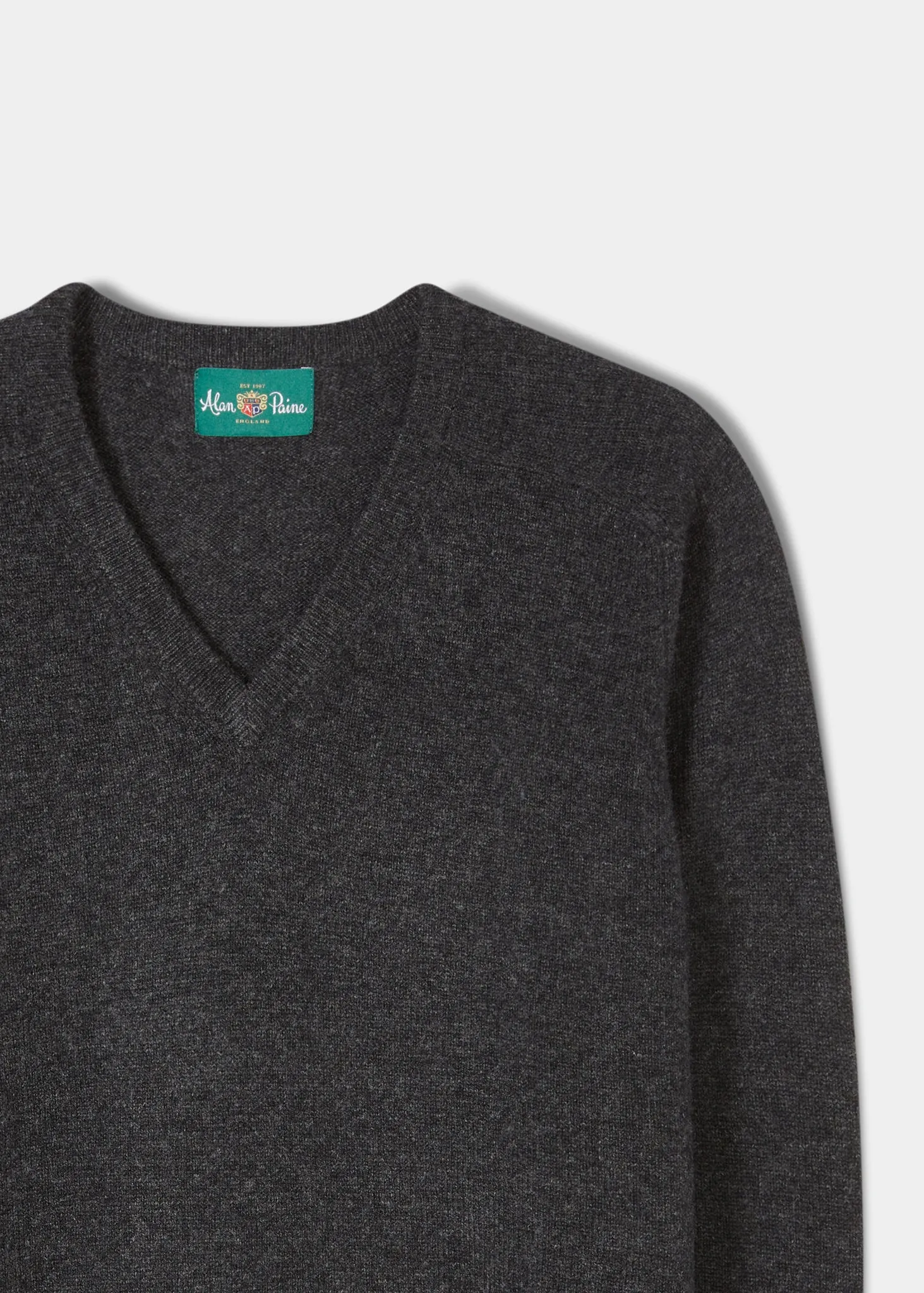Kilsyth Men's Lambswool Jumper in Charcoal - Regular Fit