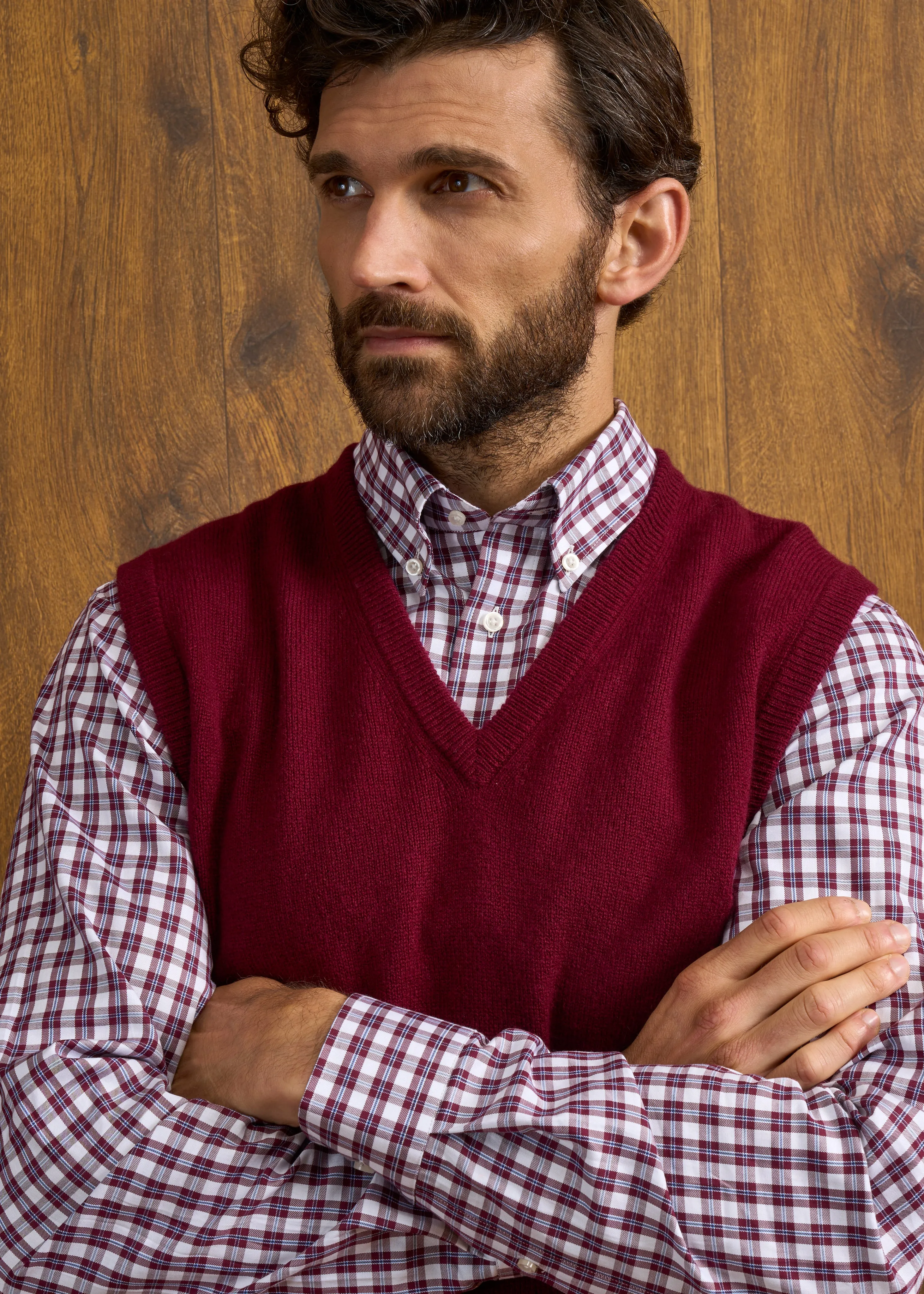Norfolk Men's Lambswool Slipover in Bordeaux - Classic Fit