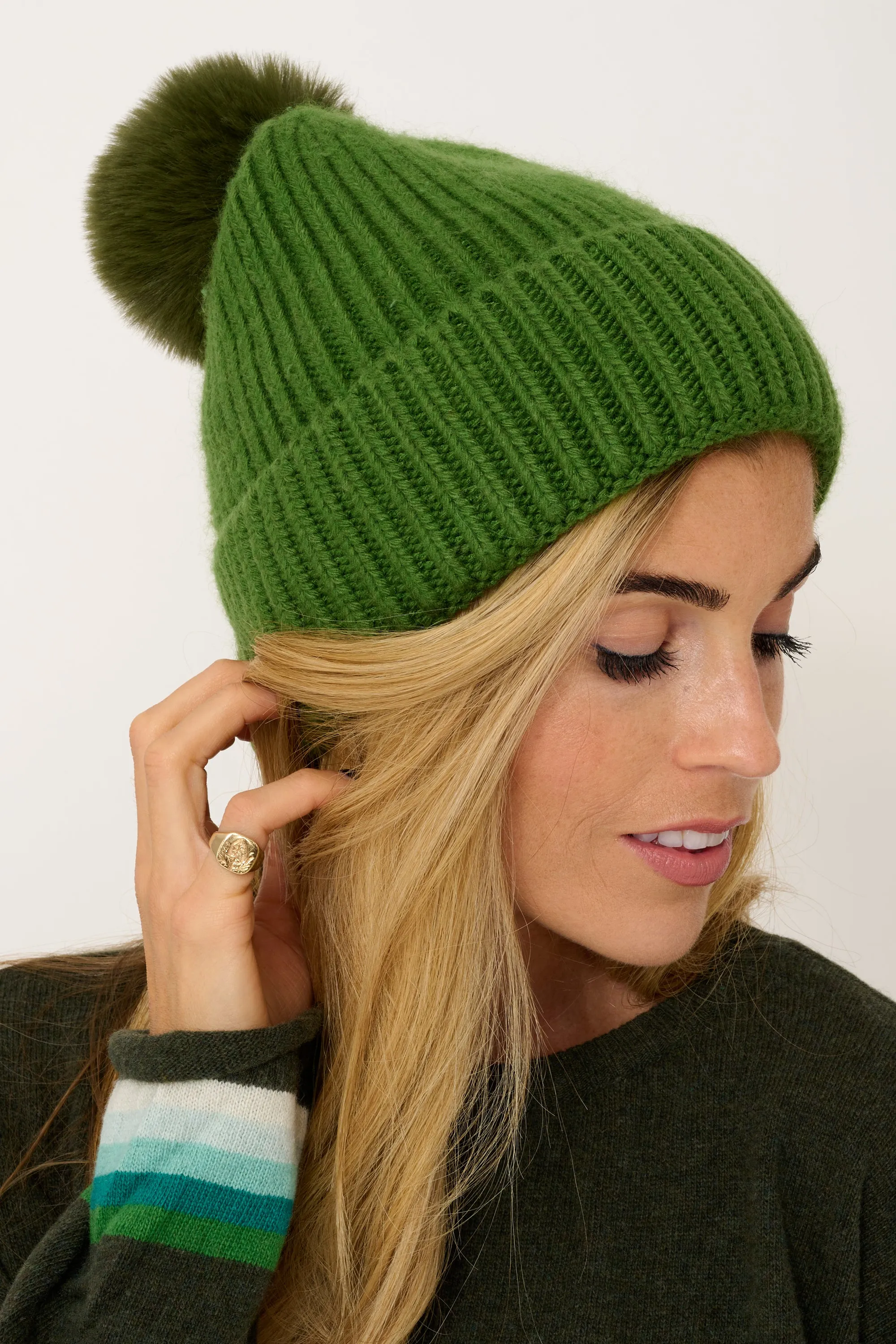 Super Soft Chunky Cashmere Mix Hat with Pom Pom in Forest Green