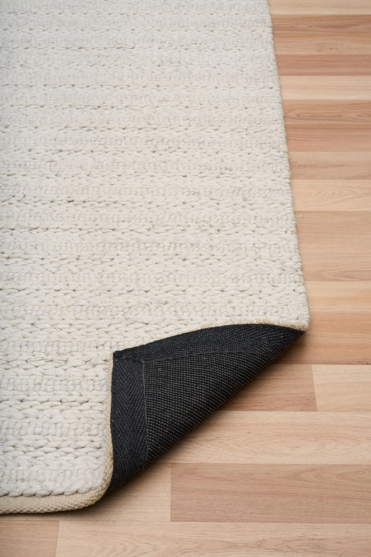 Vallis Wool Rug