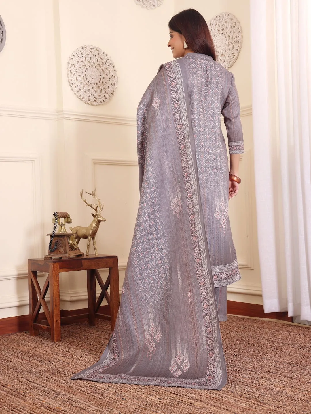 Varanga Women Grey Geometric Printed Winter Straight Kurta With Trousers And Printed Dupatta.