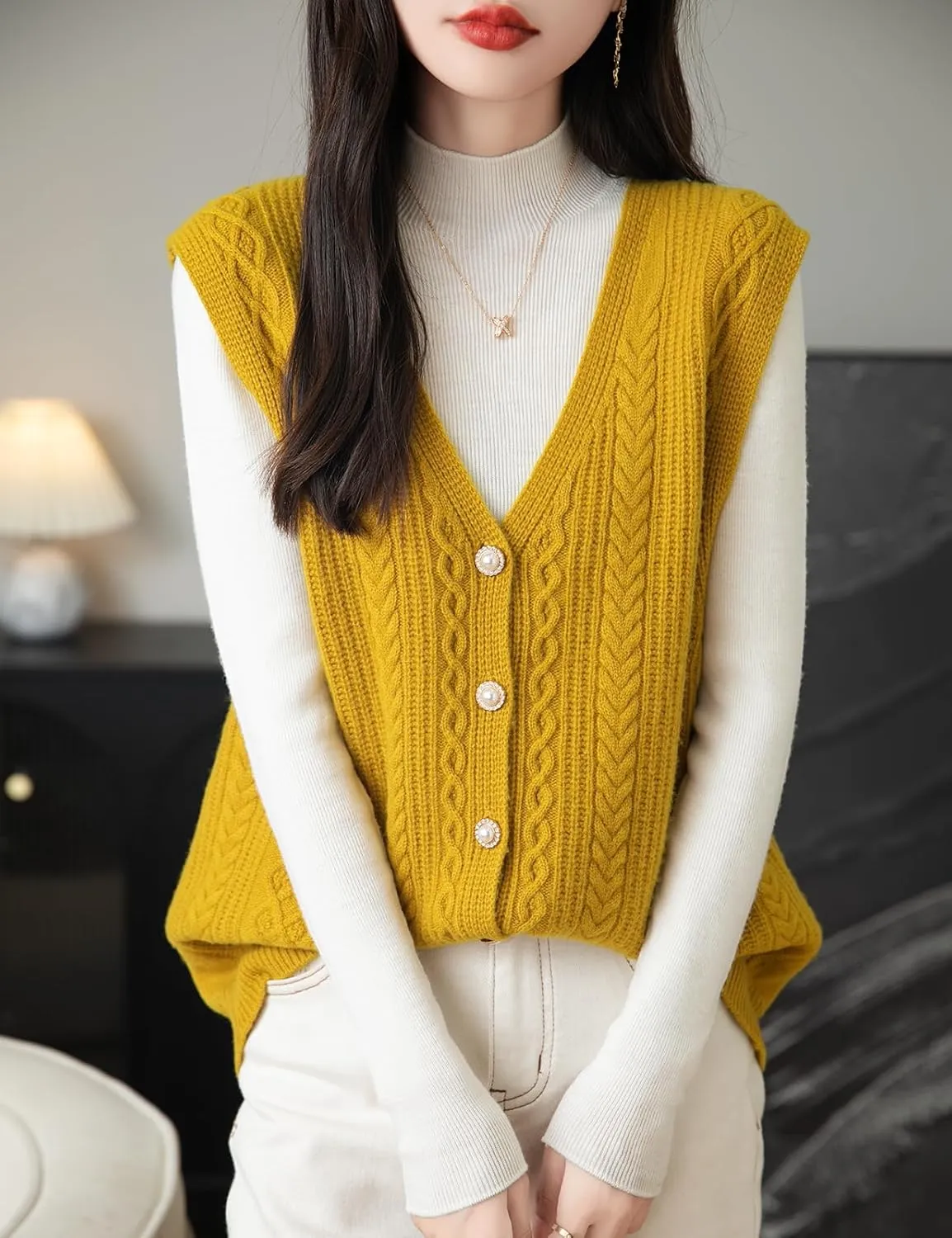 Women's 100% Merino Wool Sweater Vest 2025 Fall Winter V Neck Button Down Sleeveless Cable Knit Sweater Vest